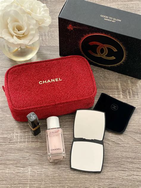 holiday gift set chanel